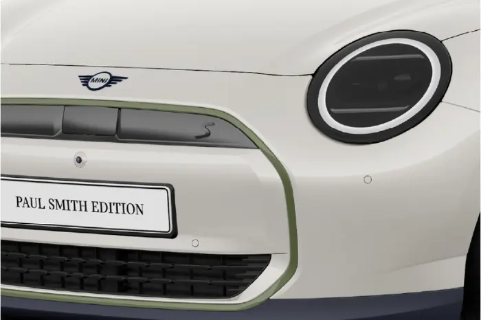 Gallery Carousel ALL ELECTRIC MINI COOPER PAUL SMITH EDITION Block 5 03