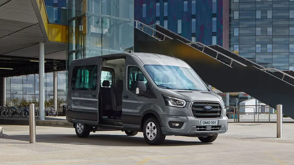 Featured Content Block Transit Minibus Block 4 01