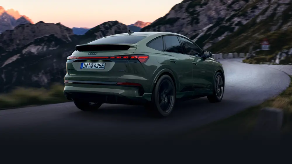 Featured Content Block Q4 Sportback E Tron Block 2
