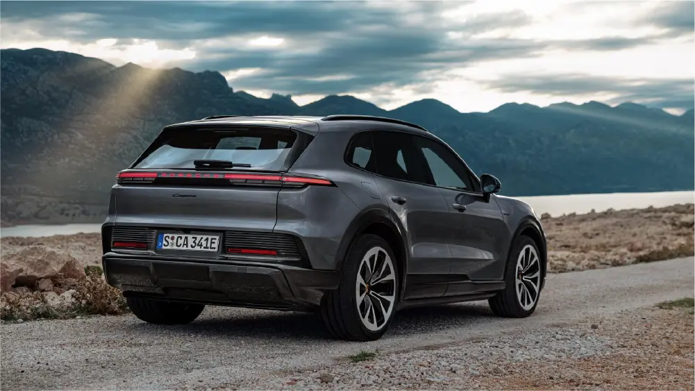 Feature Block 1000X562 12 DS 2623