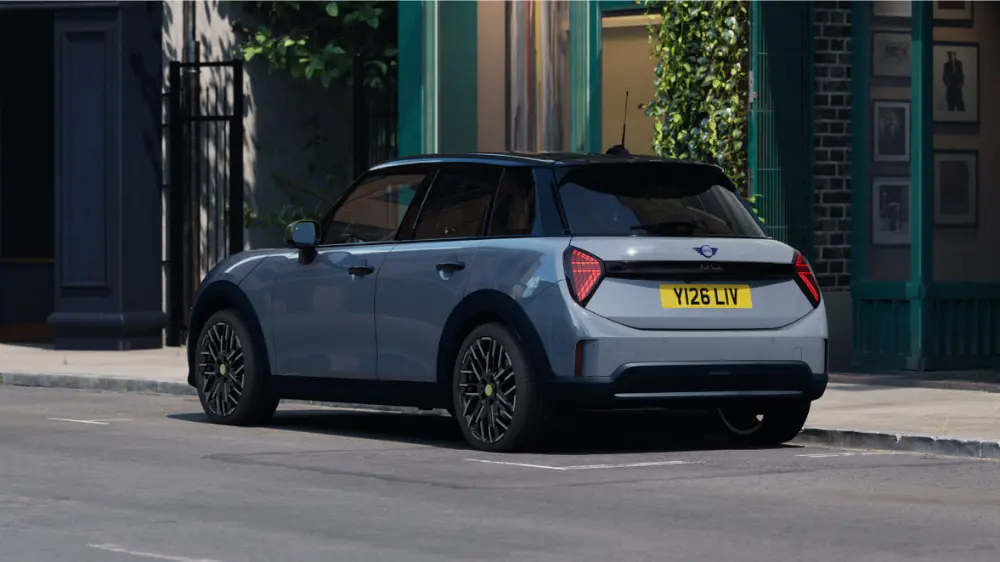 Featured Content Block MINI COOPER 5 DOOR PAUL SMITH EDITION Block 6