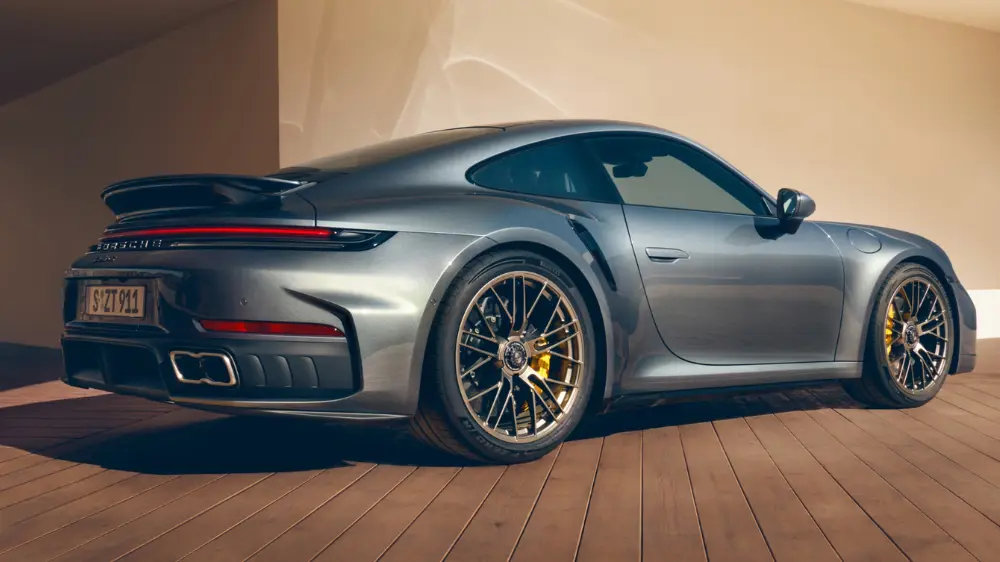 Featured Content Block 911 Turbo S Block 6