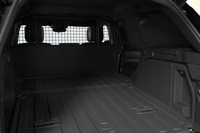 Components Gallery Carousel Desktop 700X466 Lr Disco Commercial Dynamic Hse Load Bay