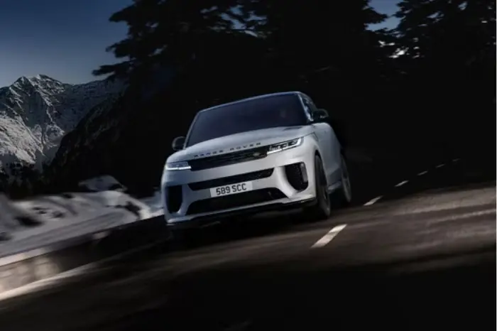 Gallery Carousel Range Rover Sport SV Block 5 01