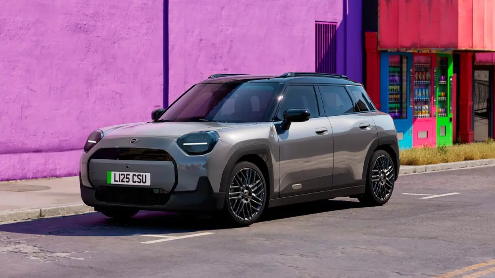 MINI Motability Q3 MINI Aceman