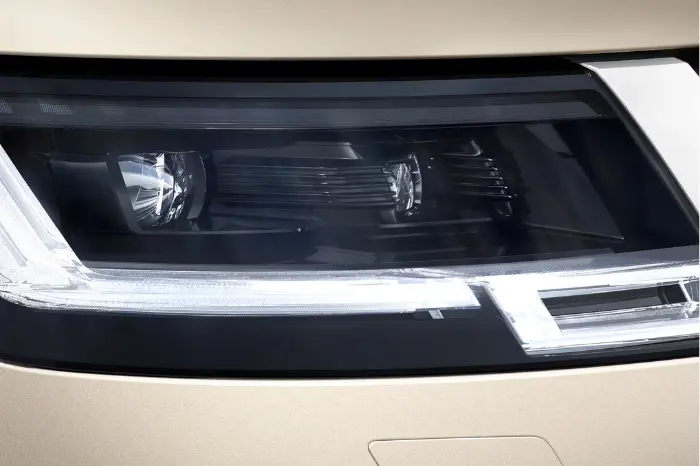Gallery Carousel Range Rover Block 5 03