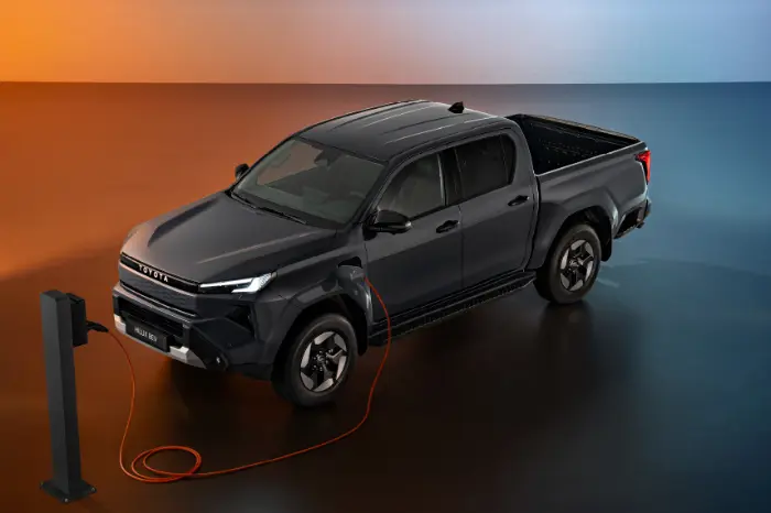 Gallery Carousel All New Toyota Hilux BEV Block 5 01