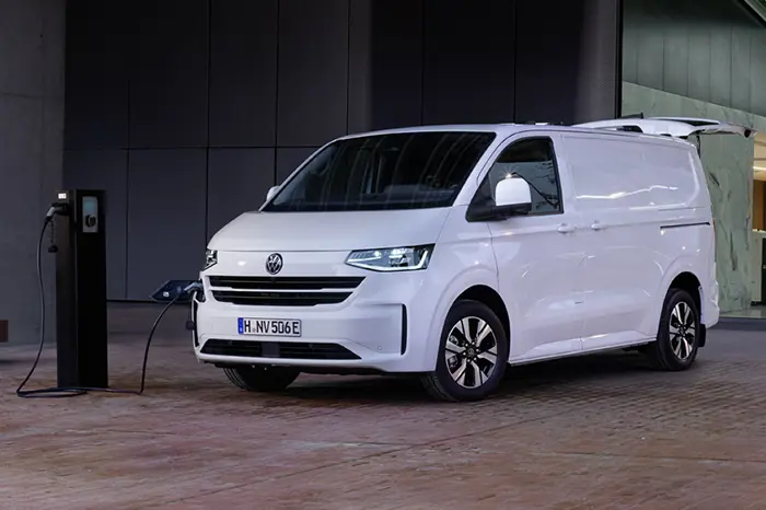 Components Gallery Carousel Desktop 700X466 Vwcv New Transporter2