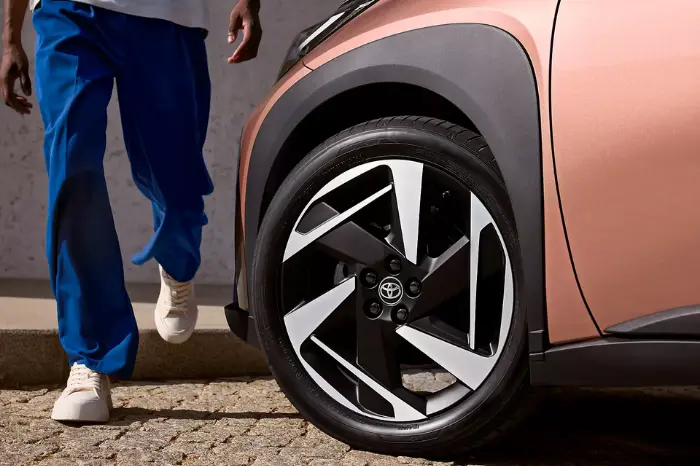 Gallery Carousel New Aygo X Block 5 01