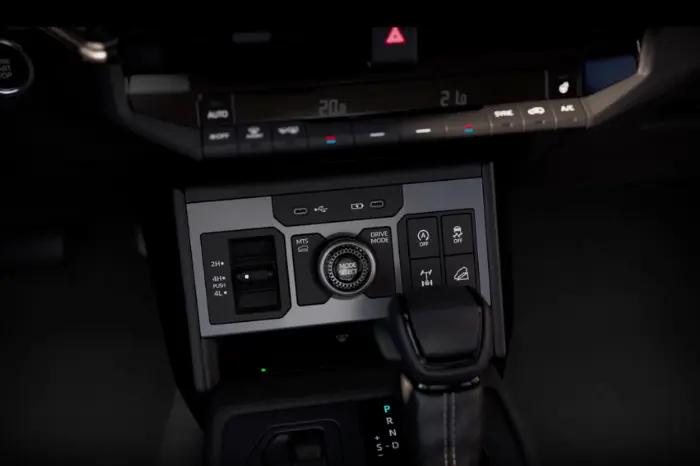 Gallery Carousel All New Toyota Hilux Diesel 48V Block 7 02