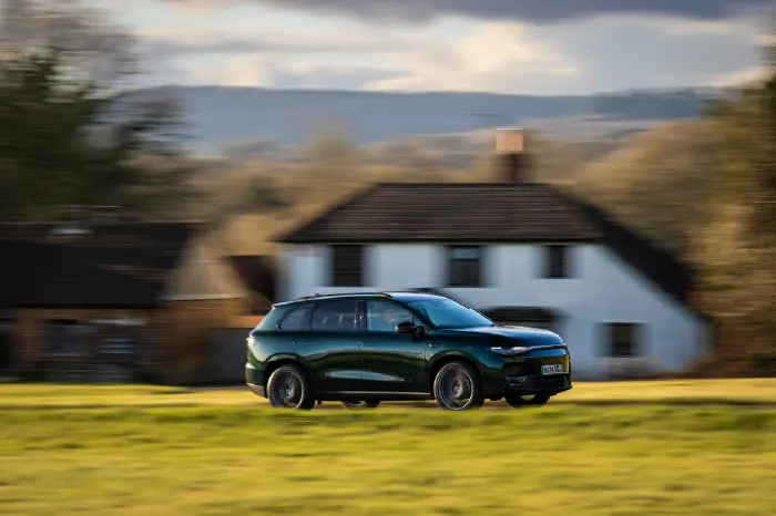 C10 Components Gallery Carousel Desktop 700X466 2 1