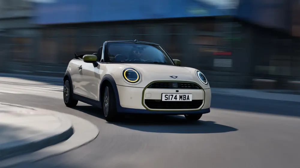 Featured Content Block MINI COOPER CONVERTIBLE PAUL SMITH EDITION Block 6
