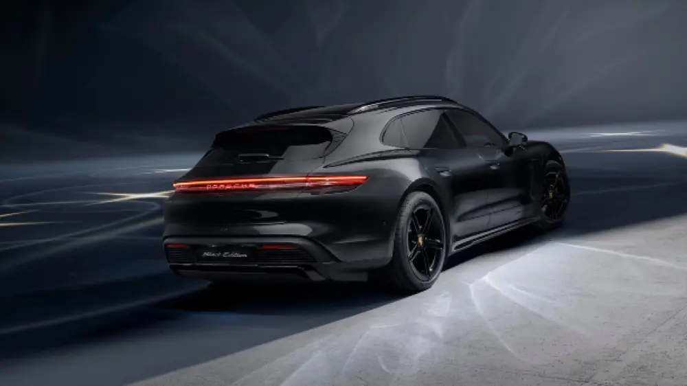 Components Featured Content Block Desktop 1000X562 Porsche Taycan 3