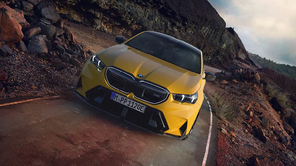 M5 Imagery 1 700X466 (1)