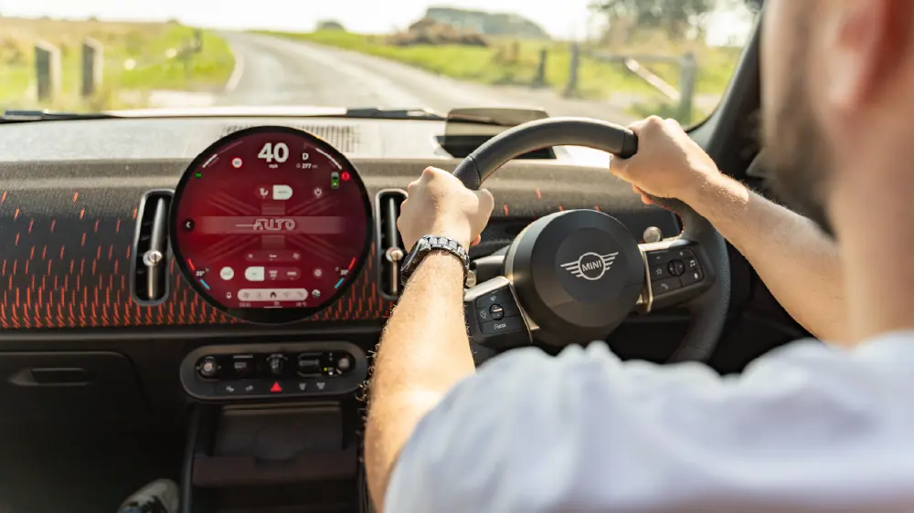 Components Featured Content Block Desktop 1000X562 MINI Summercheck 2