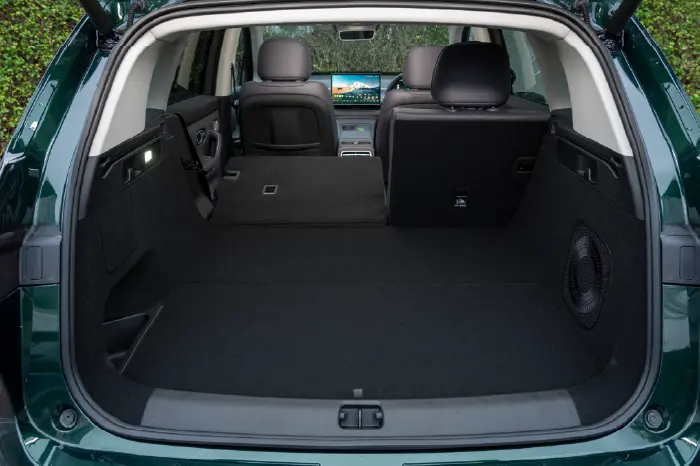 C10 Components Gallery Carousel Desktop 700X466 5 1