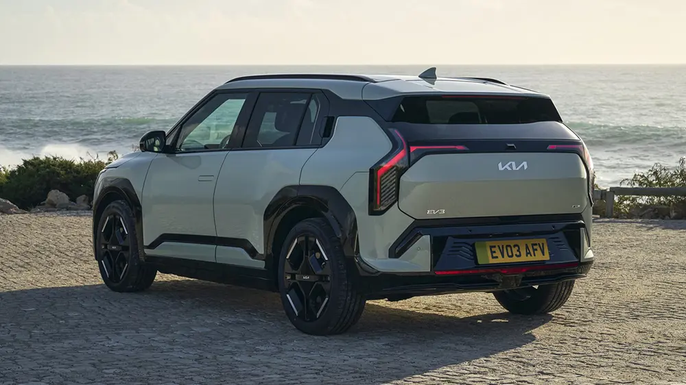 Components Featured Block Content 1000X562 Desktop Kia EV3 Lifestyle 12