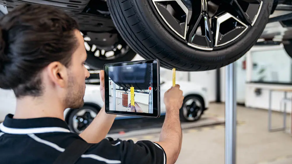 1711421252 Q4 2024 BMW Wheelalignment Image4