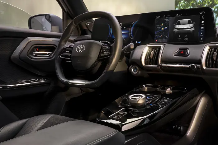 DS 2779 All New Urban Cruiser Website Assets Component Gallery 700X466